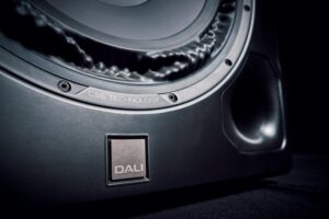 DALI V-16 F: Sabvufer od 16 inča dobio prestižnu THX Dominus sertifikaciju