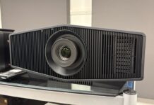 Sony 4K laserski projektor na rekordno niskoj ceni – Šta to znači za srpsko tržište? Sony 4K laserski projektor na rekordno niskoj ceni - Šta to znači za srpsko tržište?